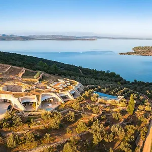 villa-nai-33.hotelinzadar.com/